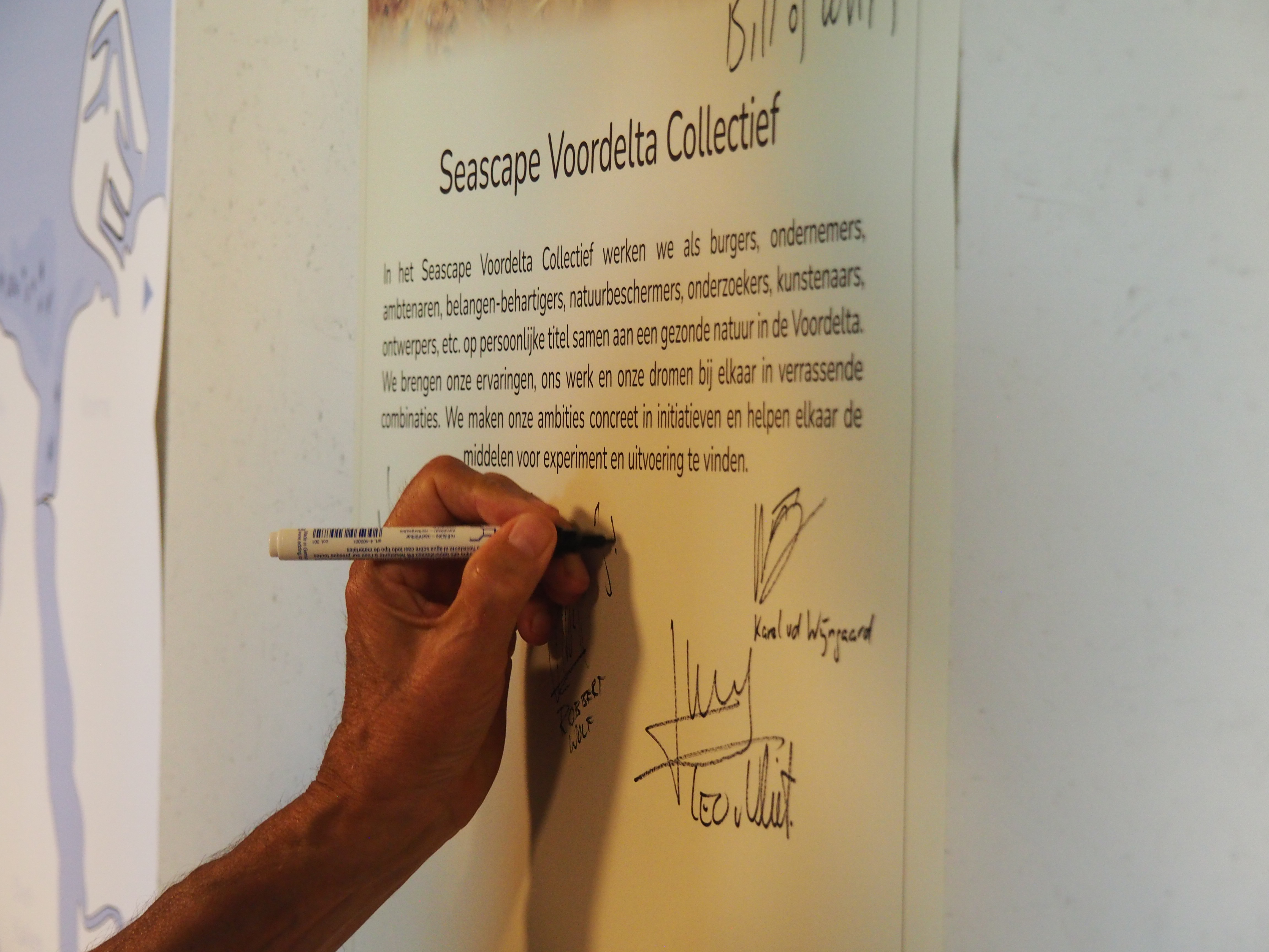 Handvest Seascape Voordelta wordt ondertekend.