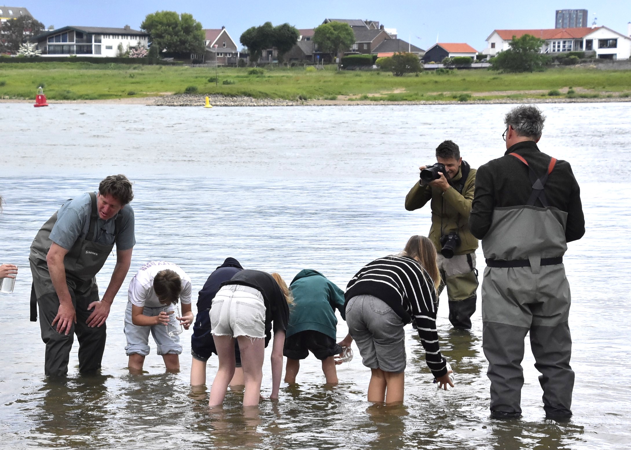Elften uitzetten in de Waal
