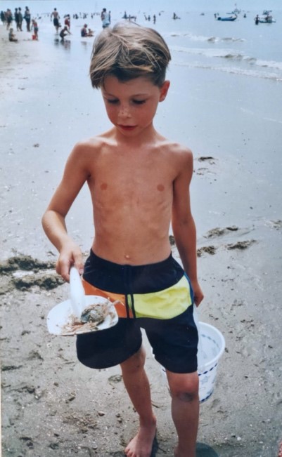 Al van jongs af aan verwondert Jordon zich over de zee en al het leven daarin. Foto: Jordon Gijsbers