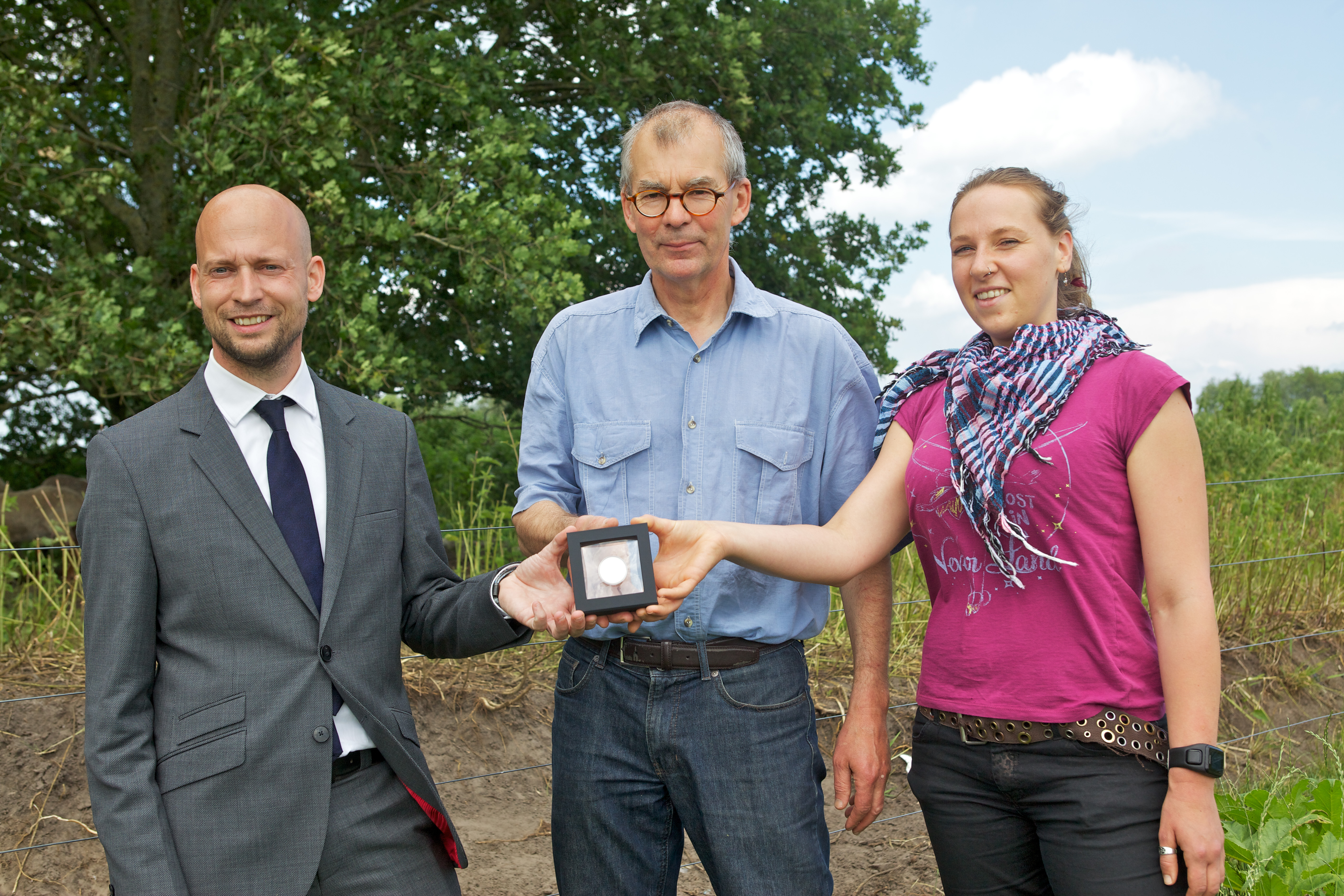 Uitreiking van de eerste wolvenmunt