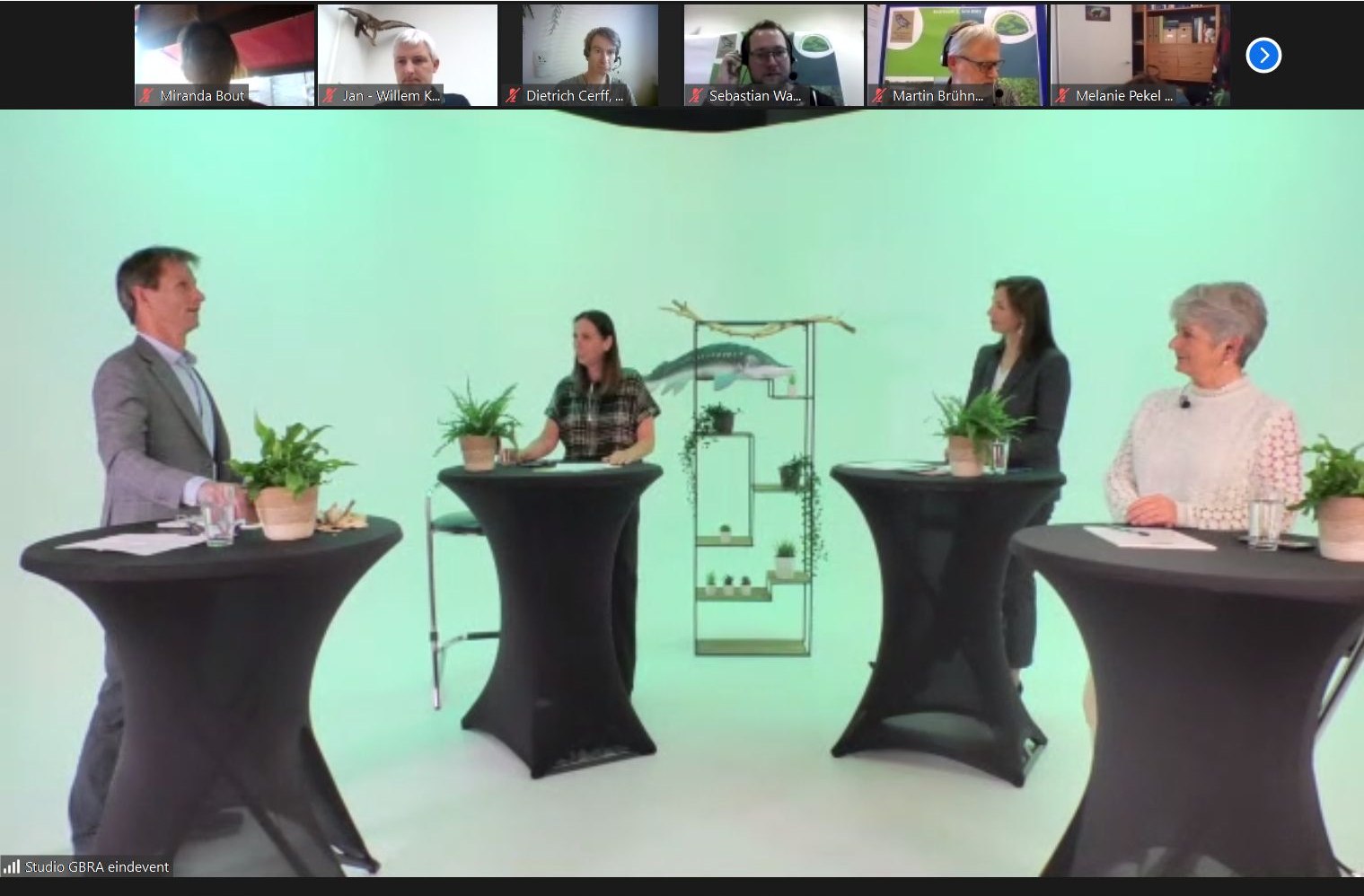 Vlnr: Jos Rademakers, Bernadette Botman, Marjolein van de Zandschulp en Birgitta Radermacher