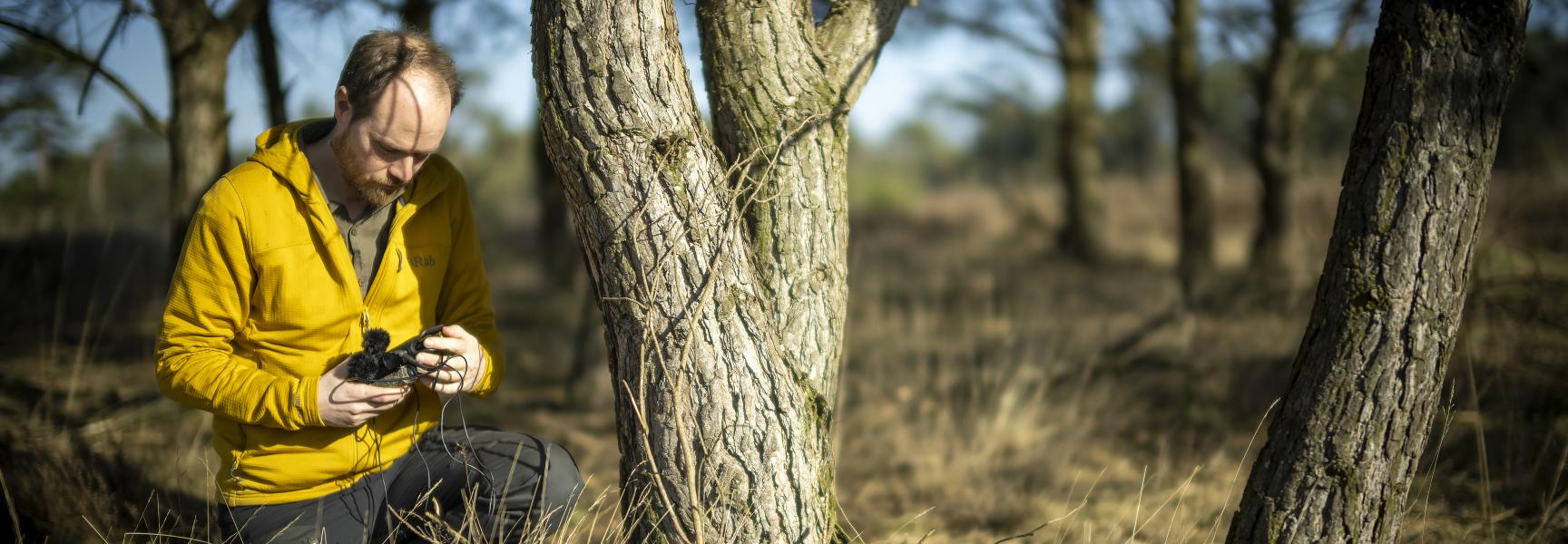 Lars Soerink van ARK neemt in zijn vrije tijd natuurgeluiden op voor films 