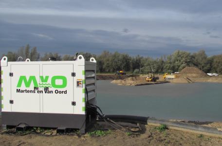 Martens en Van Oord werkt in de Beuningse Uiterwaarden