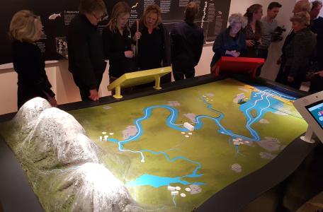 Swim Fish Swim! tentoonstelling